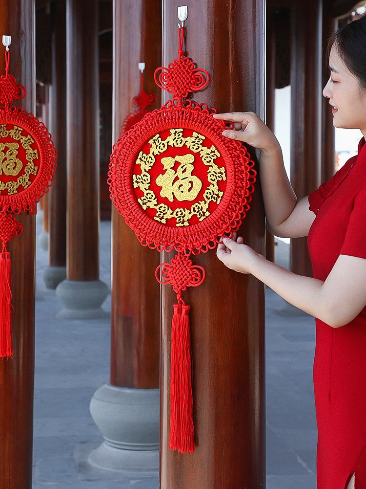 2023新款中国结婚庆装饰圆盘形垂直流苏挂件喜庆过年大红色吉祥结
