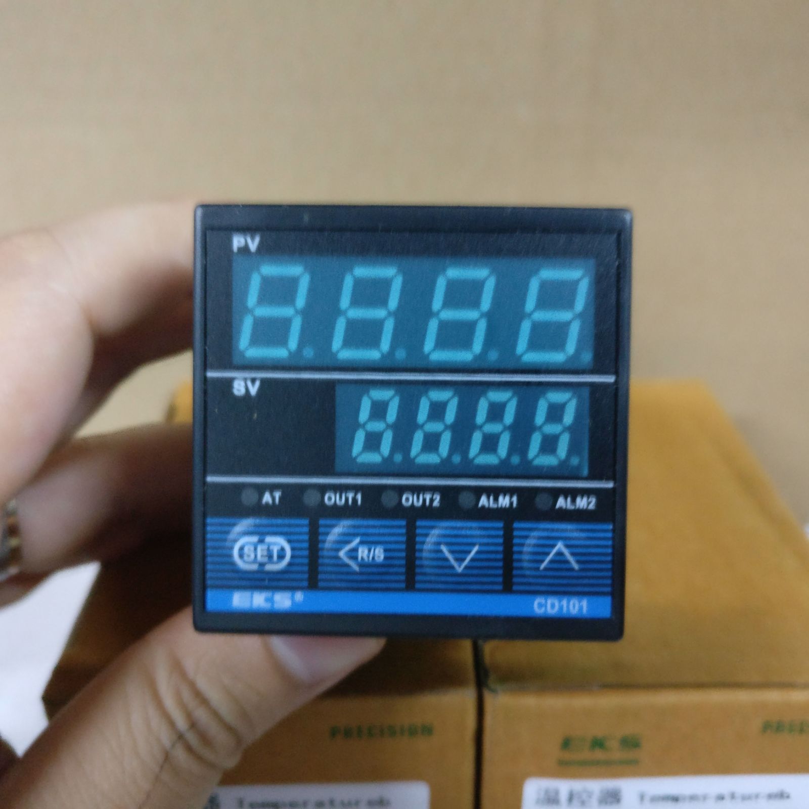 EKS 48智能型数显温控表 CD101 FK02-M*AN K型/继电器/SSR