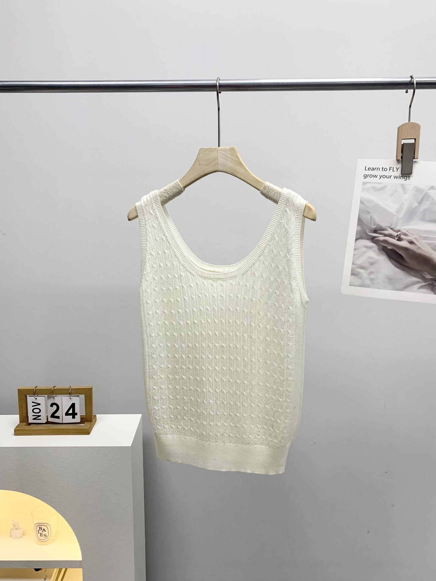 24韩夏季新款气质通勤时尚纯色百搭羊毛针织背心吊带马甲女