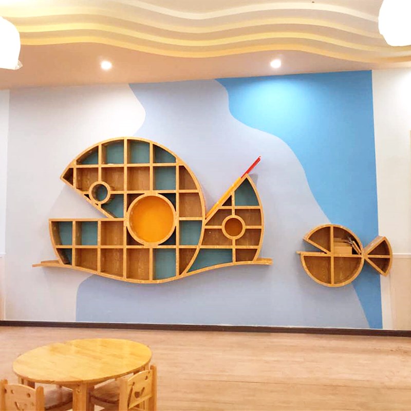创意波浪鱼墙上书架 幼儿园图书室展示柜 绘本馆儿童房墙面绘本架