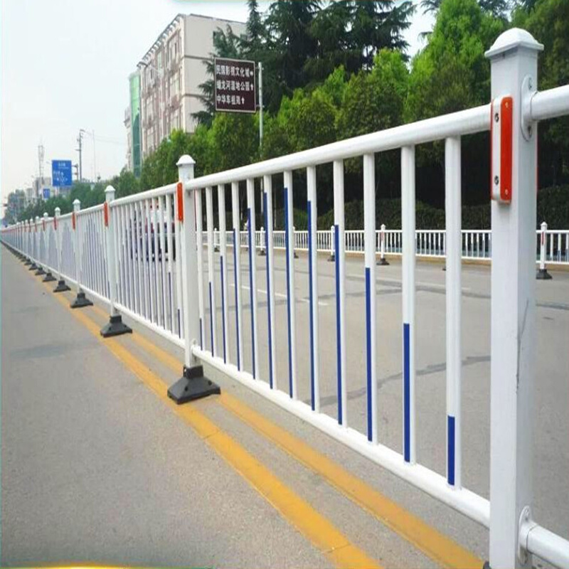 辽宁市政交通护栏圆管道路防撞中央护栏机非隔离护栏人行横道栏杆