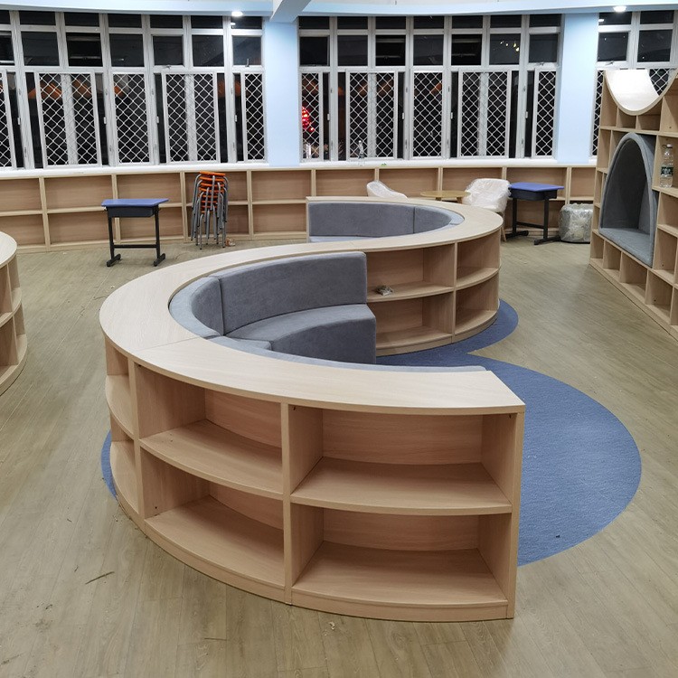 定制图书馆S弧形自由组合书柜幼儿园早教中心异形沙发多功能书架