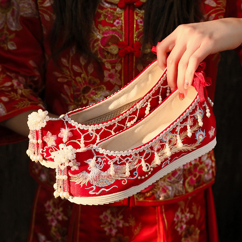 古色江南秀禾婚鞋女中式古风新娘结婚汉服鞋子内增高红色绣花鞋