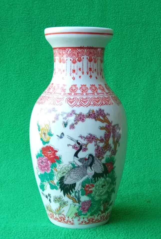 景德镇工艺陶瓷（16.5 公分 松鹤延年福寿图花瓶）优价 2个起售