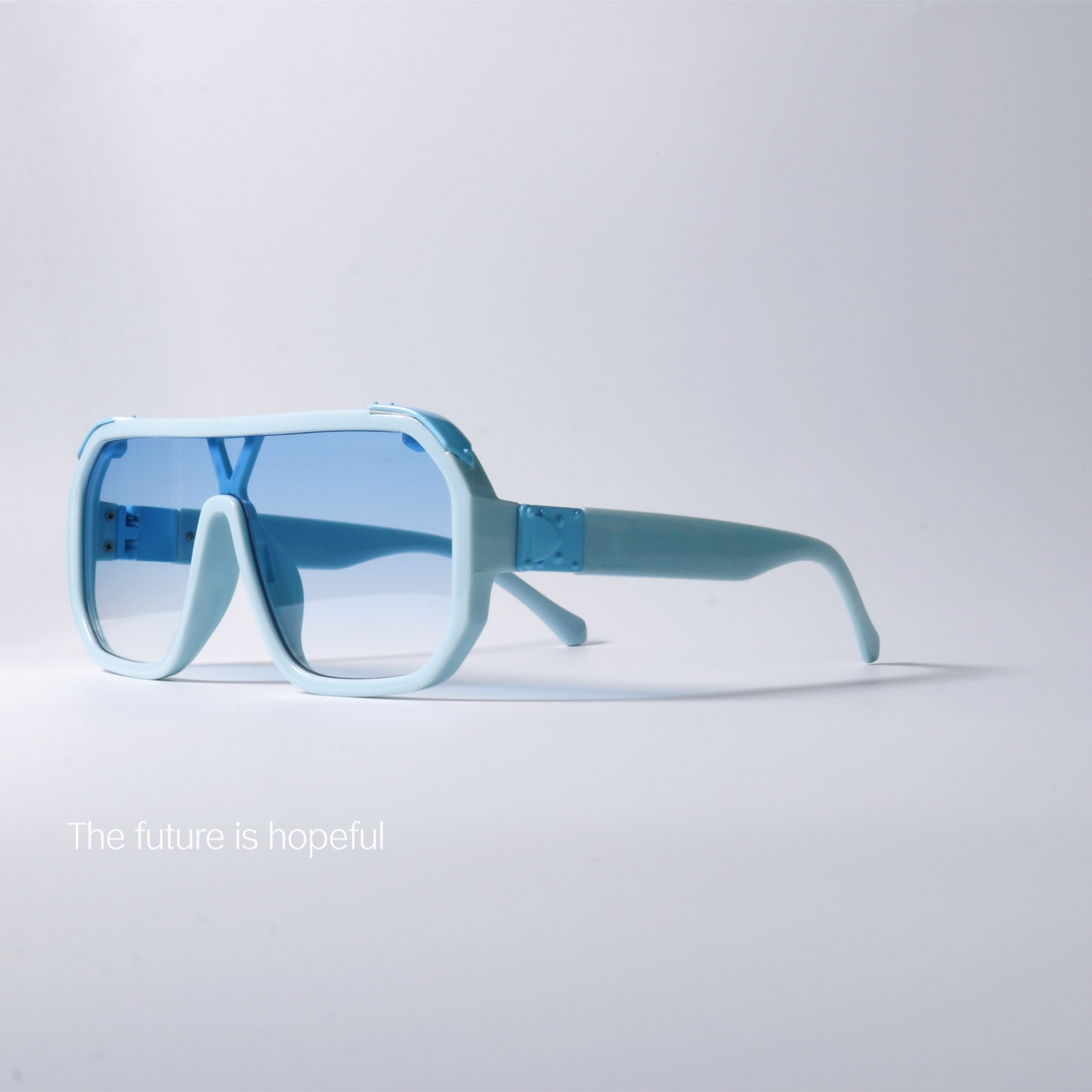 帝凡尼蓝连体一片式太阳眼镜UV400防紫外线辐射小众飞行员式墨镜