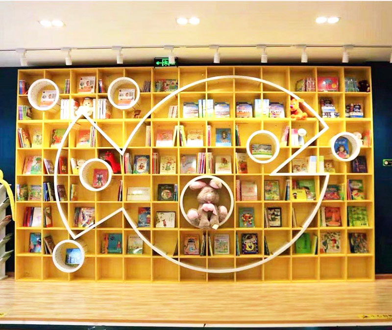 创意鲸鱼书架幼儿园动物造型绘本书柜图书馆阅读区装饰储物书架