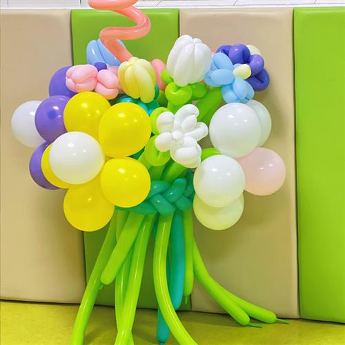 生日快乐气氛道具创意领证百天拍照橱窗装饰场景布置气球花朵花束