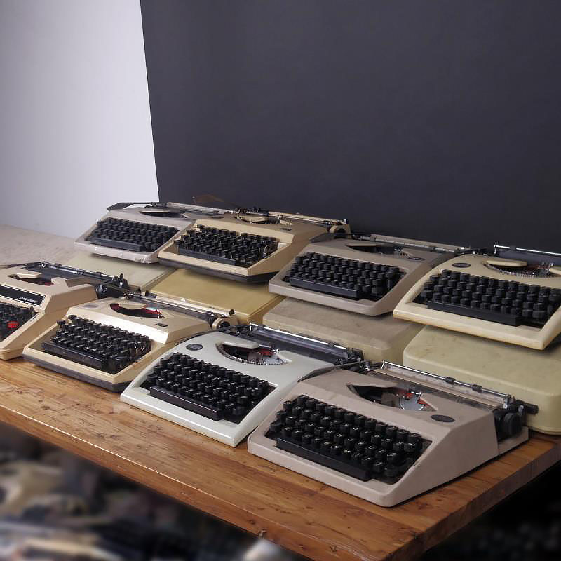 速发长空英雄牌国产老式机械英文打字机老上海复古怀旧桌面摆件可