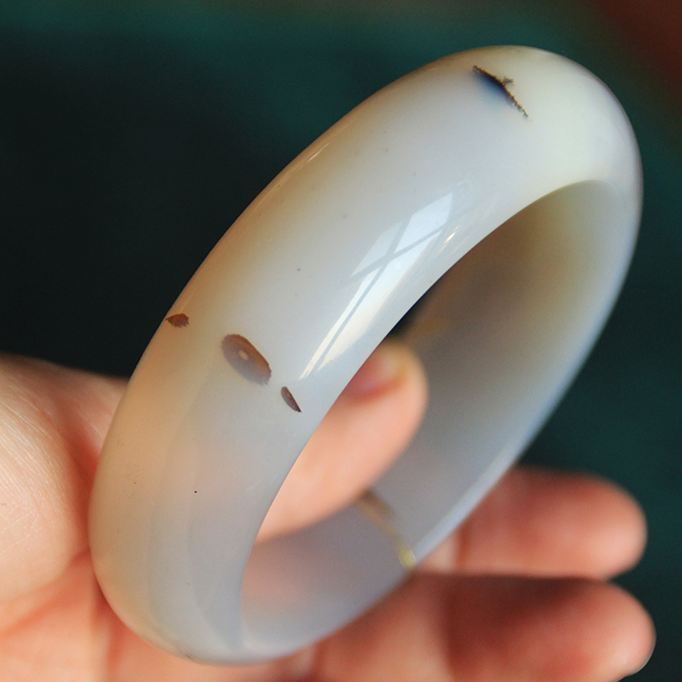 《珠子落》象形一颗有孔的珠子 艺术清新宽厚玛瑙手镯 海玉口径62