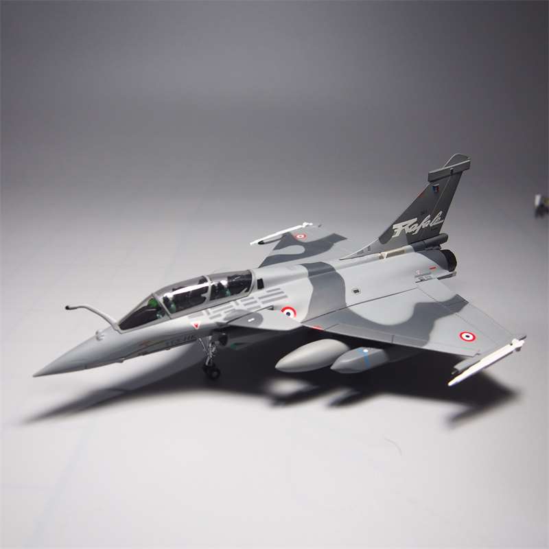 高档1:72达索阵风B飞机模型玩具战斗机合金仿真军事摆件法国空军
