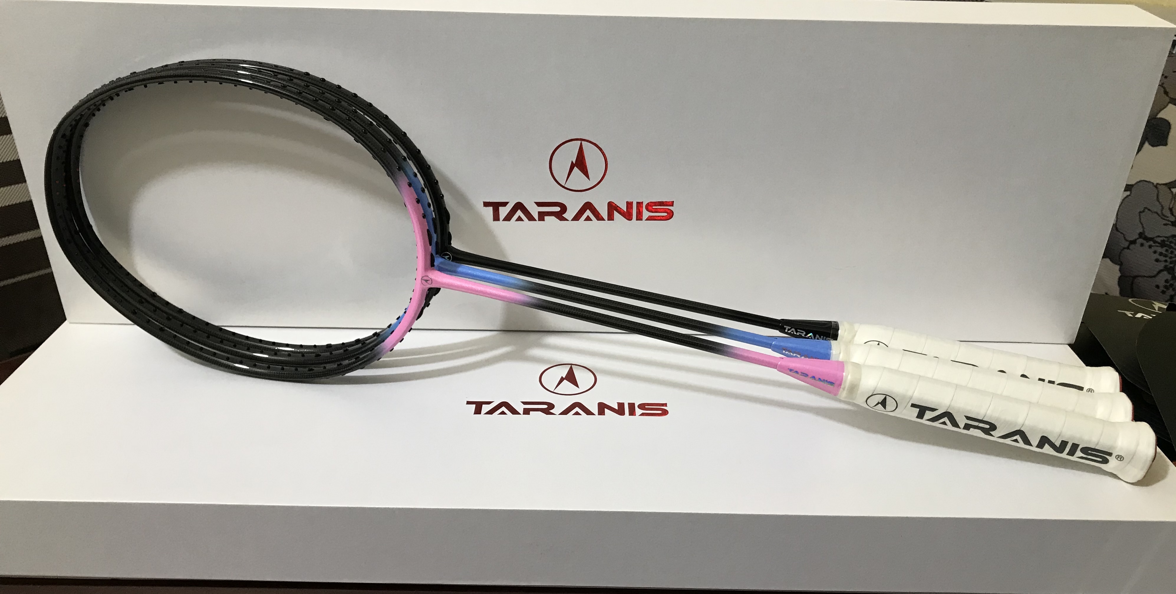 TARANIS羽毛球拍高端进进攻型防守型专业比赛