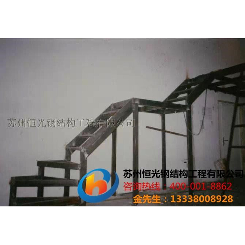 苏州钢结构楼梯安装钢构楼梯钢结构天桥