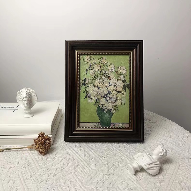 梵高白玫瑰桌面摆件艺术小众复古法式相框摆台卧室客厅油画装饰画