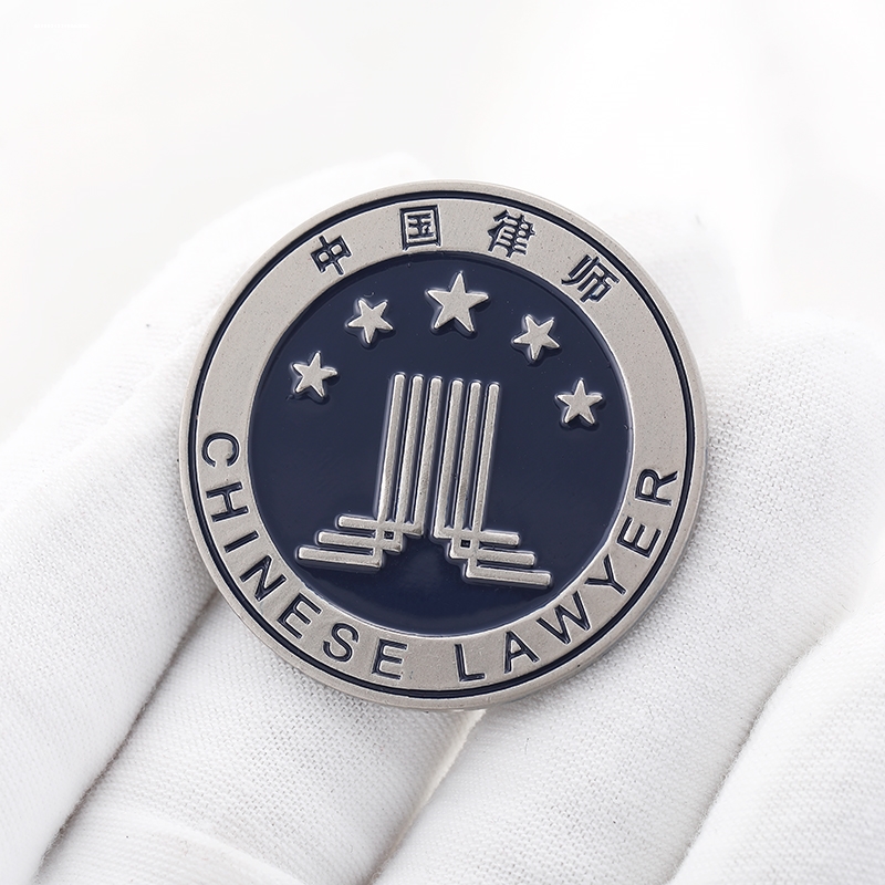 中国法律服务徽章律师事务所司徽胸针设计金属领标扣