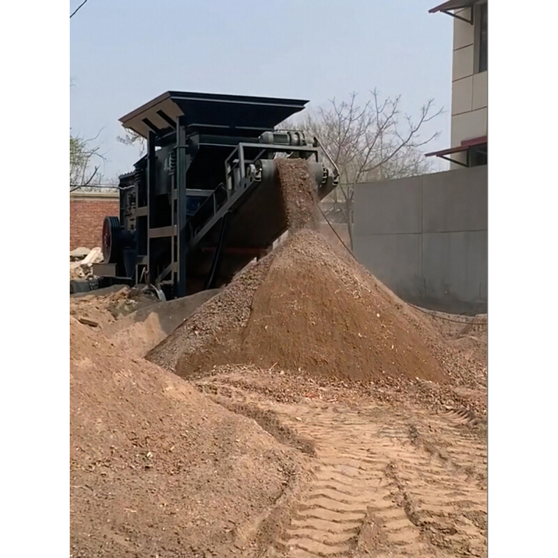 鹅卵石破碎机制砂机大型工业移动建筑垃圾煤炭粉碎机箱式碎石机械