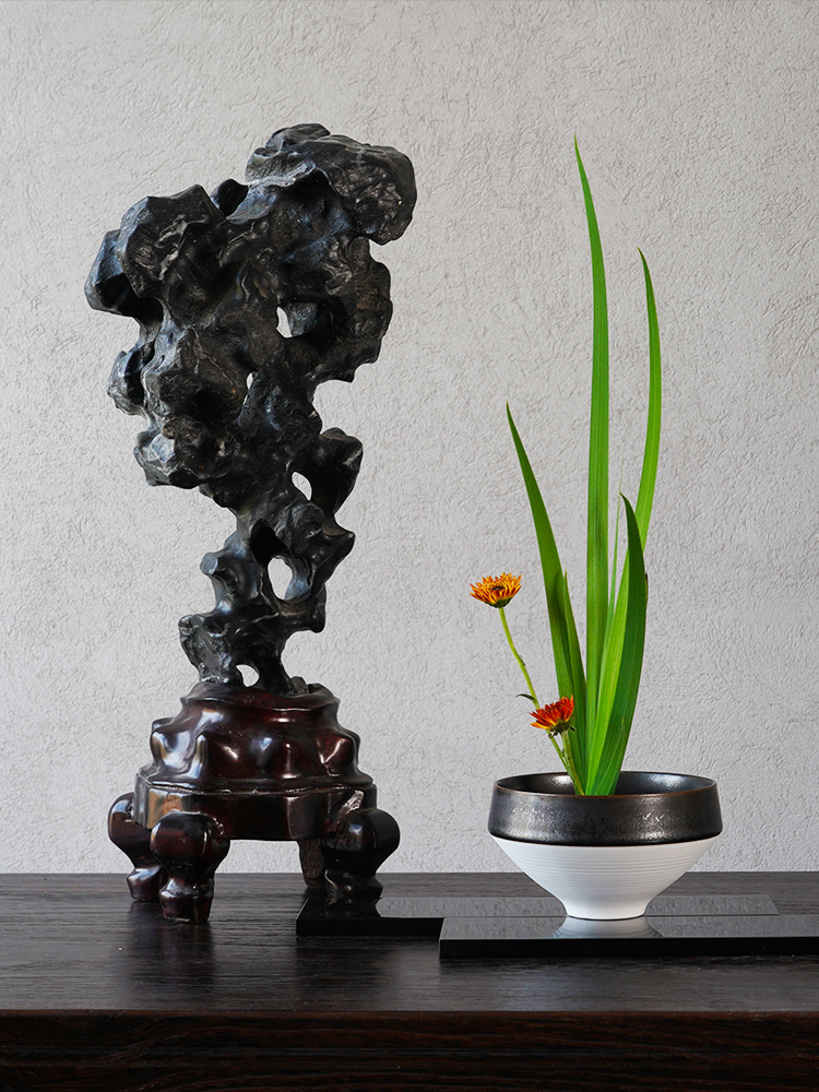 禅意陶瓷中式剑山插花器黑色棱角碗花盆日式花道器皿花艺花器艺术