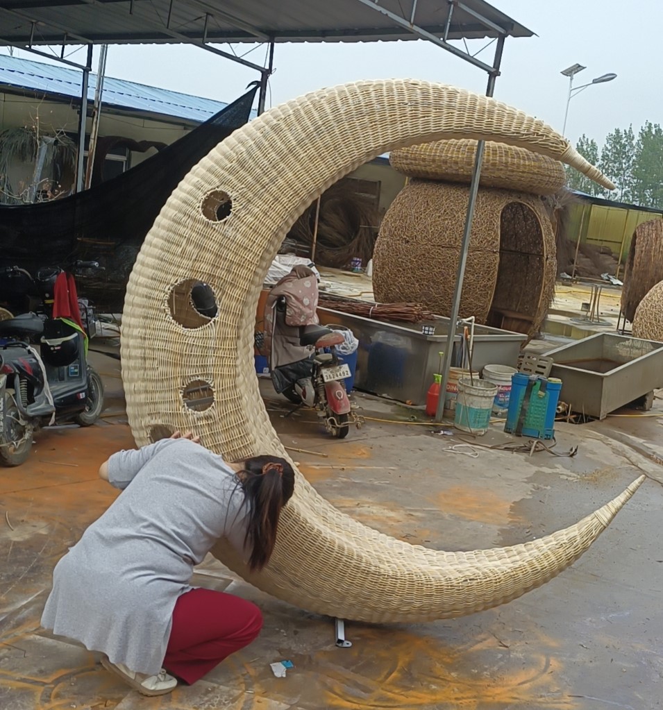 定制小屋竹编室外防水藤球编织造型休息亭异形竹编雕塑装置制作