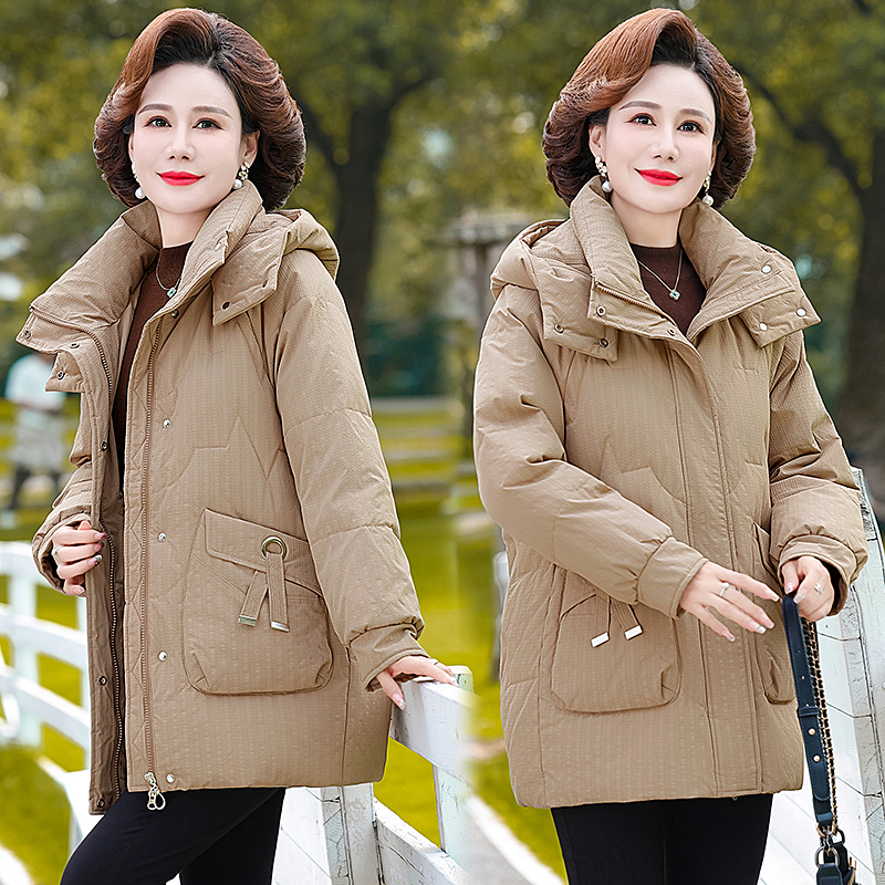 品牌女士羽绒服加厚保暖白鸭绒中长款冬季韩版宽松时尚妈妈装外套