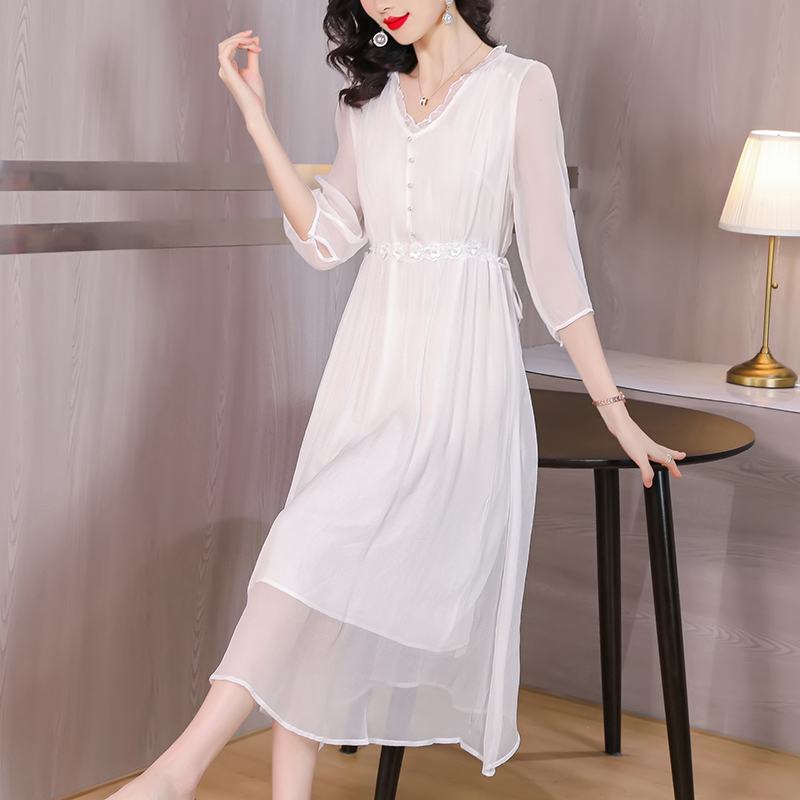 白色真丝连衣裙2023女新款高级感奢华国际大牌夏季度假桑蚕丝长裙