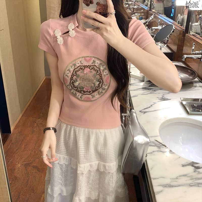 新中式国风旗袍刺绣短袖T恤女2024年夏季新款甜辣妹修身显瘦上衣