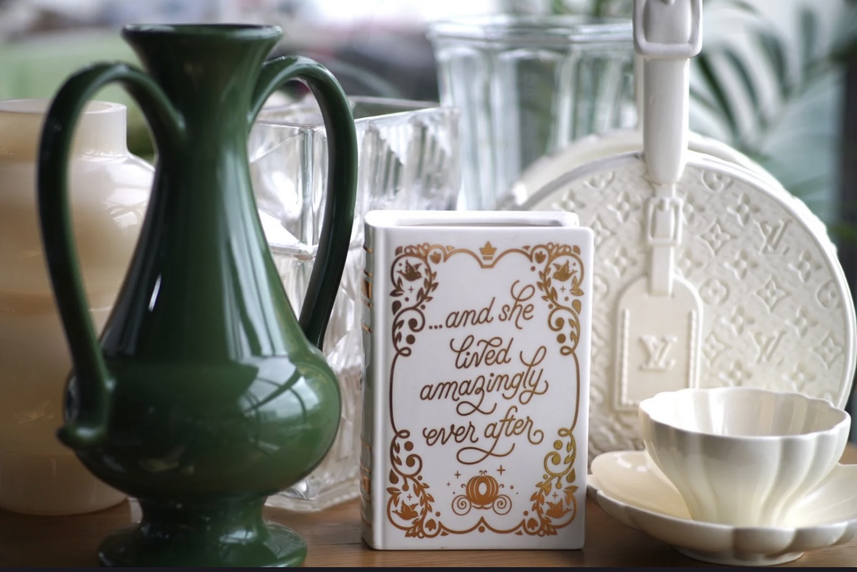 创意英文书籍造型陶瓷花瓶花插家居样板房咖啡馆民宿装饰花器摆件