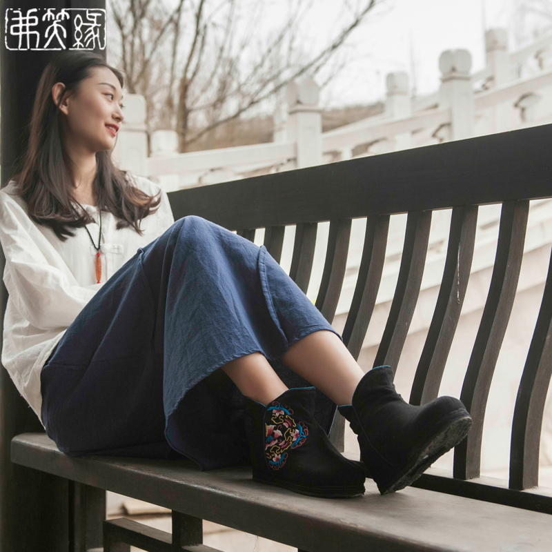老北京布鞋女春季新款平跟透气千层底布鞋青年绣花鞋女民族风女鞋