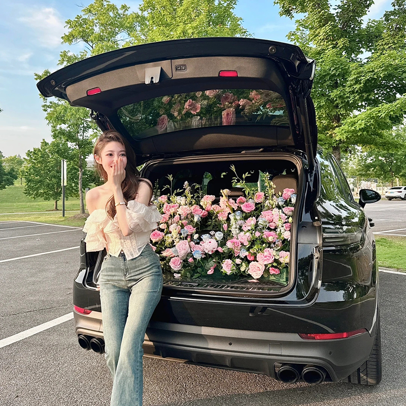 汽车后备箱鲜花布置浪漫生日鲜花惊喜求婚表白同城北京广州珠海店