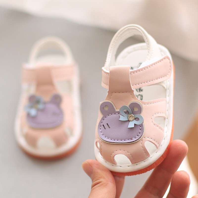 叫叫鞋女宝宝凉鞋夏季0-1岁半软底学步鞋婴儿包头不掉鞋6到12个月