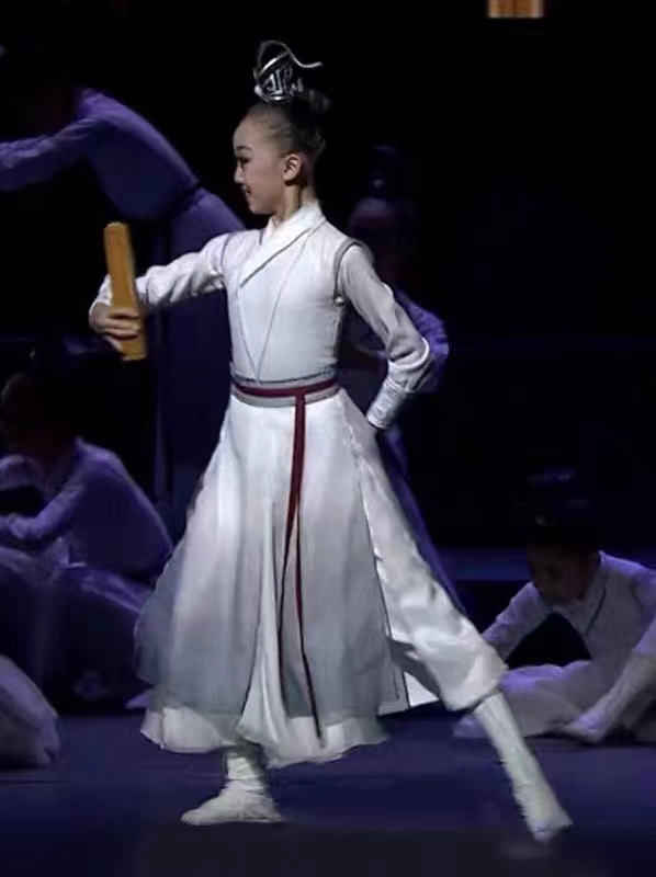 新款壮志儿童少年行舞蹈服少年志水墨朗诵表演汉服国学服中国说演