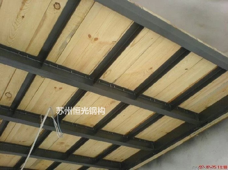 苏州钢结构防雨棚建造钢模结构车棚价格
