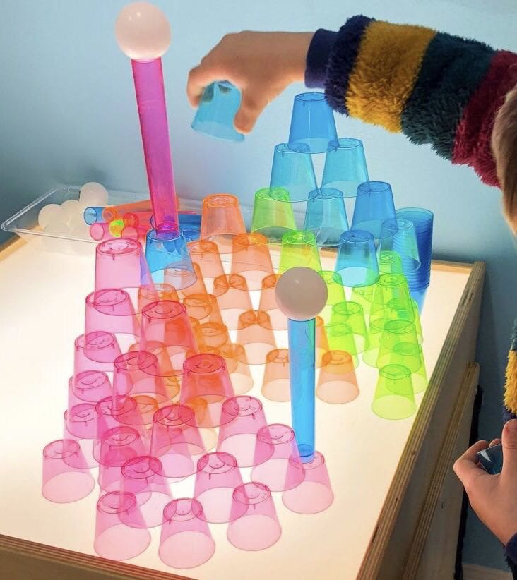 瑞吉欧光影艺术教具彩色透明一次性小杯子积木30ml容量多种颜色