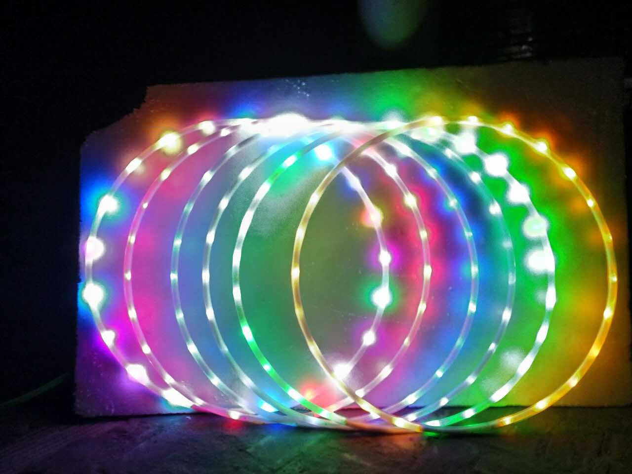 厂家直销LED灯发光呼啦圈 发光玩具 七彩可拆卸充电呼啦圈