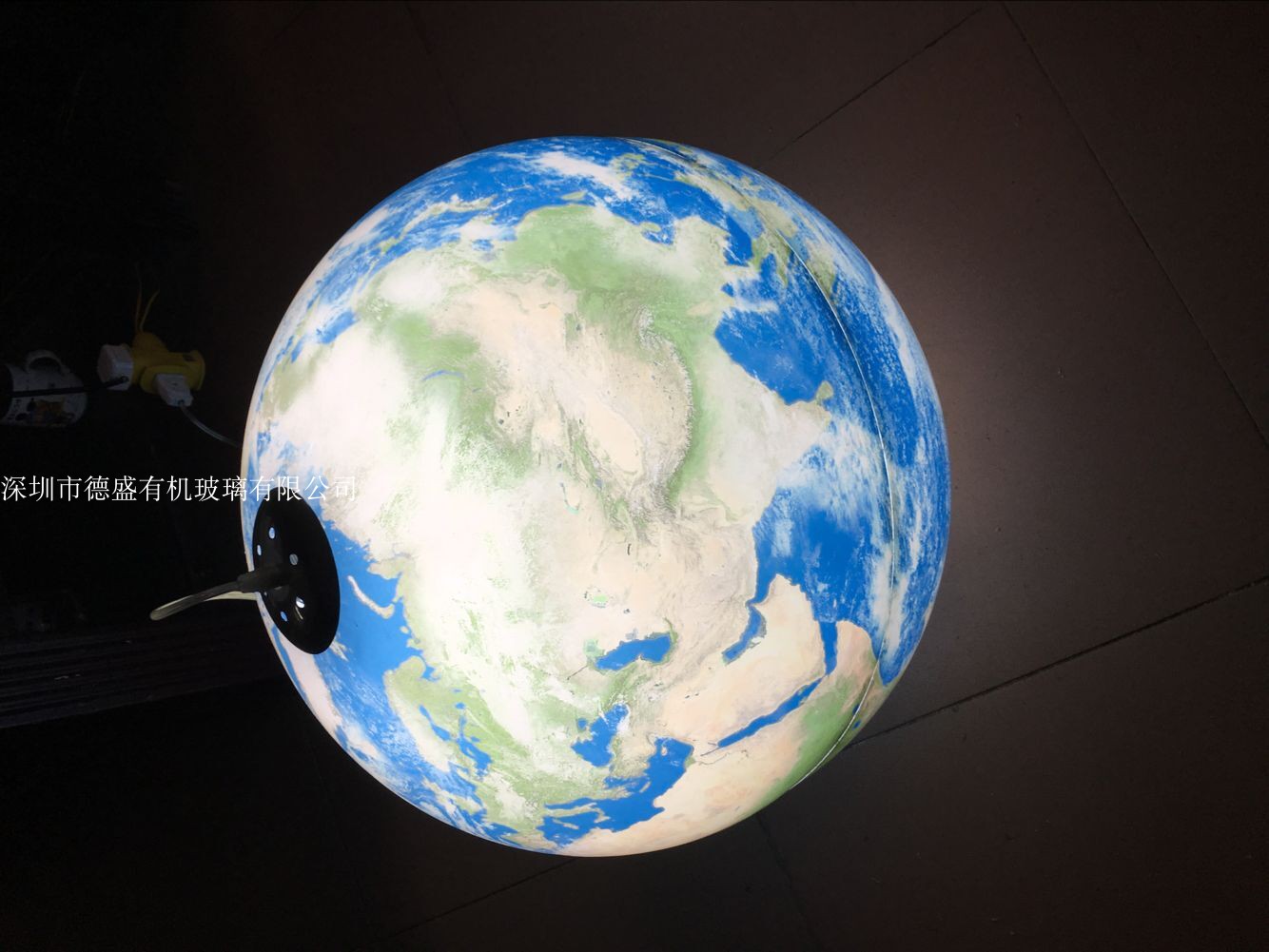 图书馆幼儿园八大行星宇宙星球灯地球吊灯亚克力定制各种尺寸星球