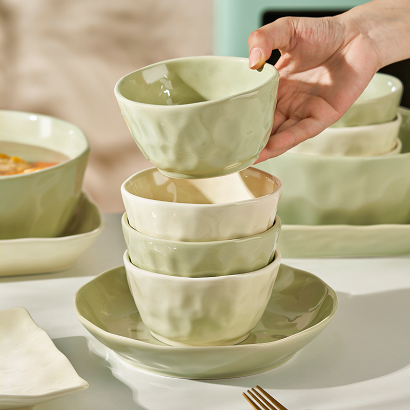 奶油风陶瓷碗家用2024新款吃饭碗釉下彩餐具面碗汤碗盘子碗碟套装