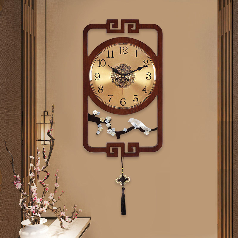 新中式挂钟客厅中国风实木古典时尚时钟大气挂墙家用钟饰贝壳挂表