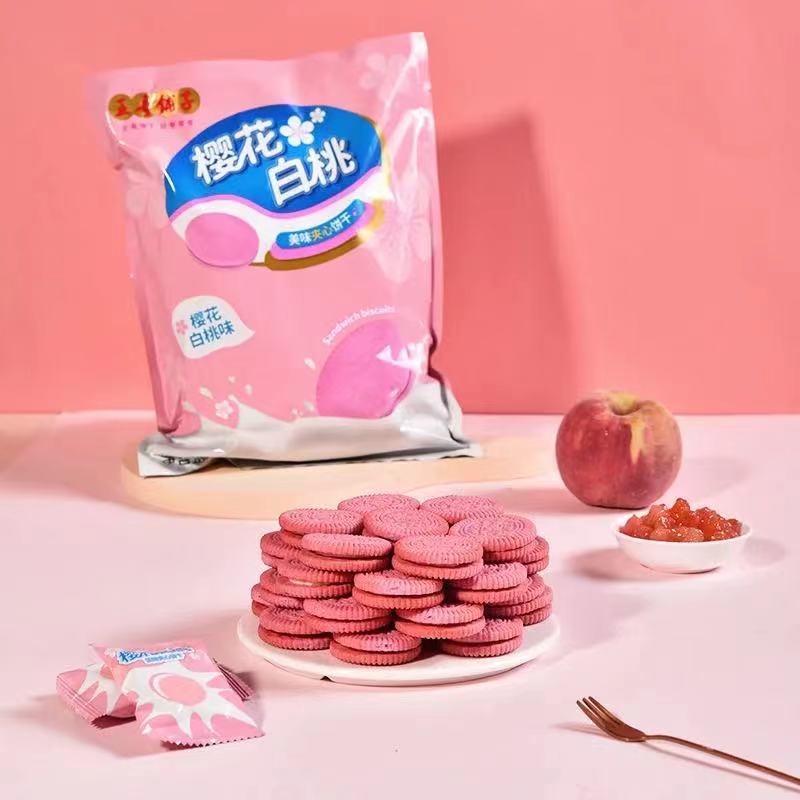 粉色奥利奥风味草莓樱花白桃味夹心饼干380g甜品蛋糕装饰摆件插件
