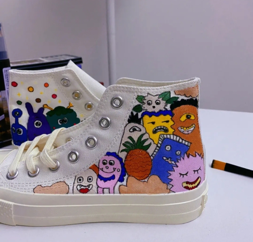 （客户定制）DIY球鞋运动鞋定制手绘涂鸦喷绘卡通人物改色定制款
