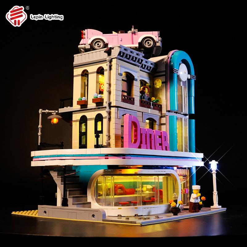 积木街景怀旧餐厅兼容系列拼装灯光城市侦探社书店建筑杂货铺玩具