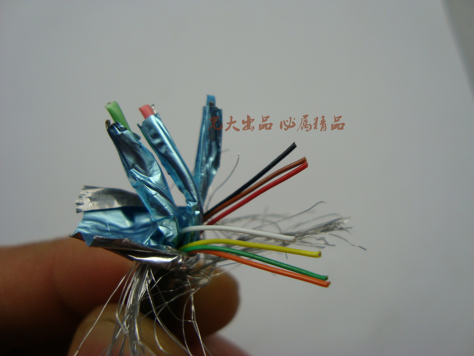 原装VGA线 1.5米1.8米等 双磁环3+6 3+9 品牌显示器RGB信号线