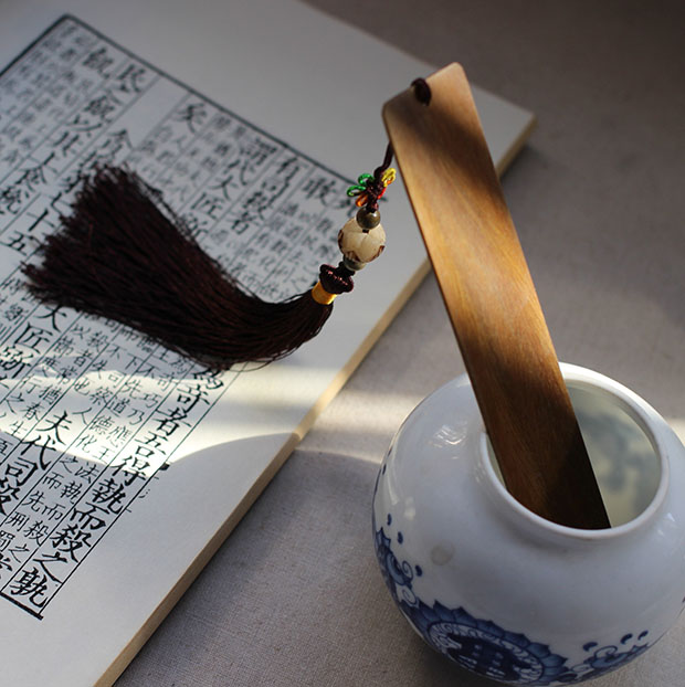 【胡桃夹子】定制刻字古风礼品中式礼物中国风流苏檀木书签 读你