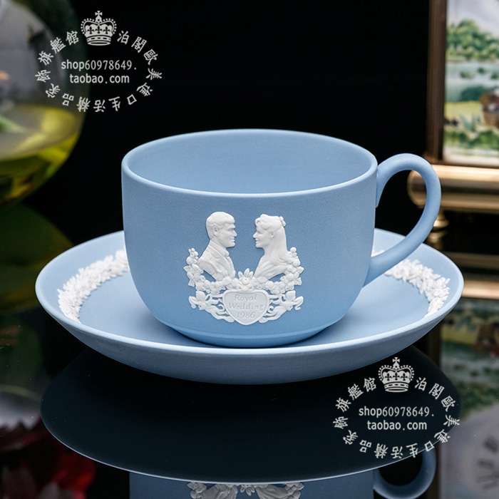 泊阁 盒装英国制Wedgwood 水蓝浮雕 1986年情人结婚陶瓷咖啡杯碟